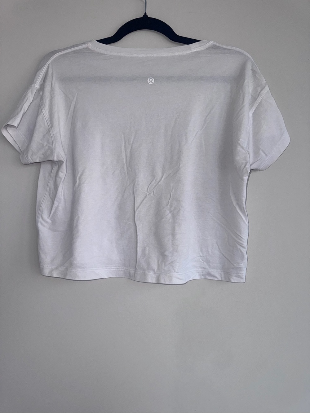 lululemon athletica White Relaxed Cropped Tee